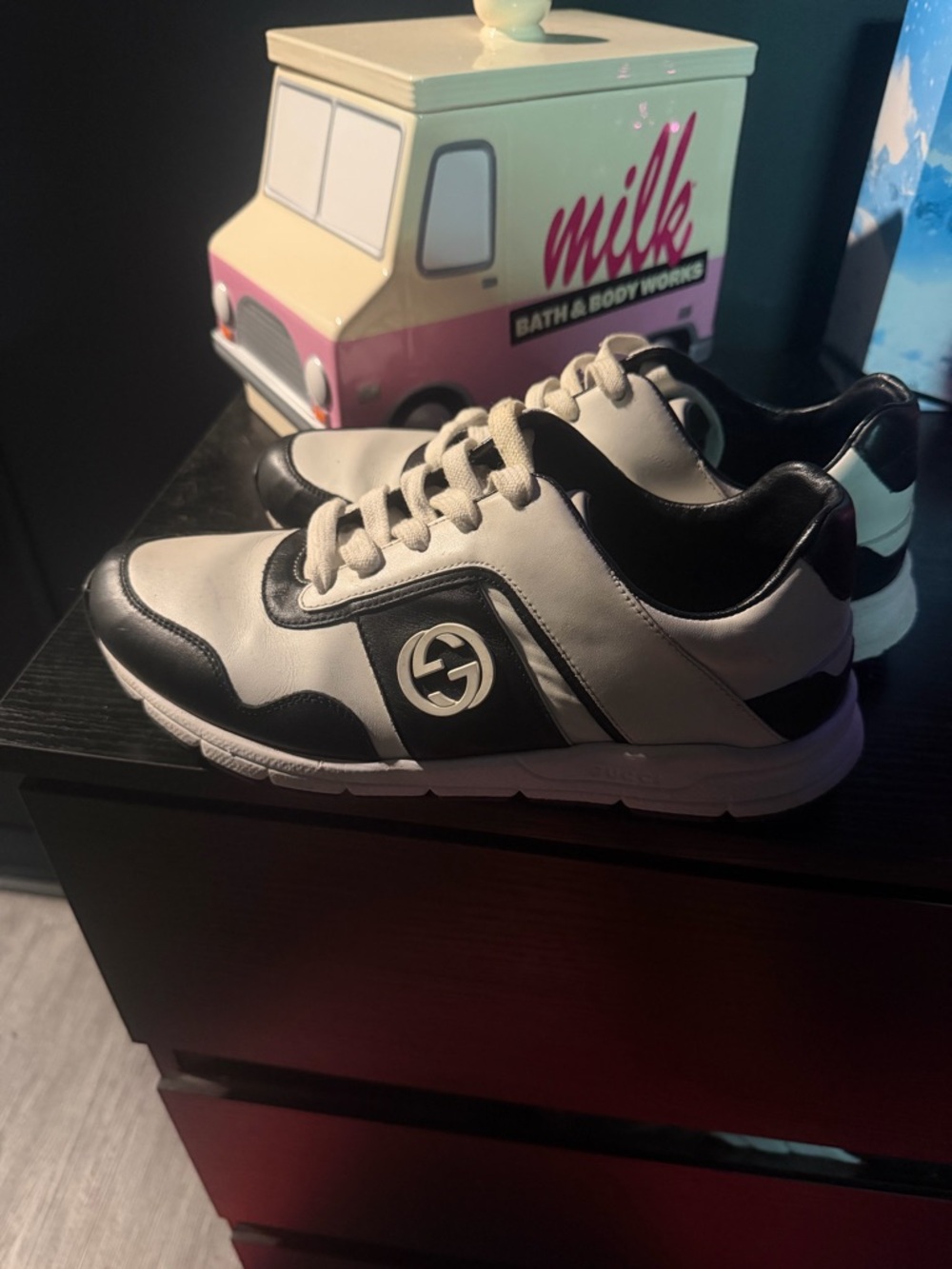 Gucci sneakers size 8 women ( can be unisex) - Picture 8 of 12